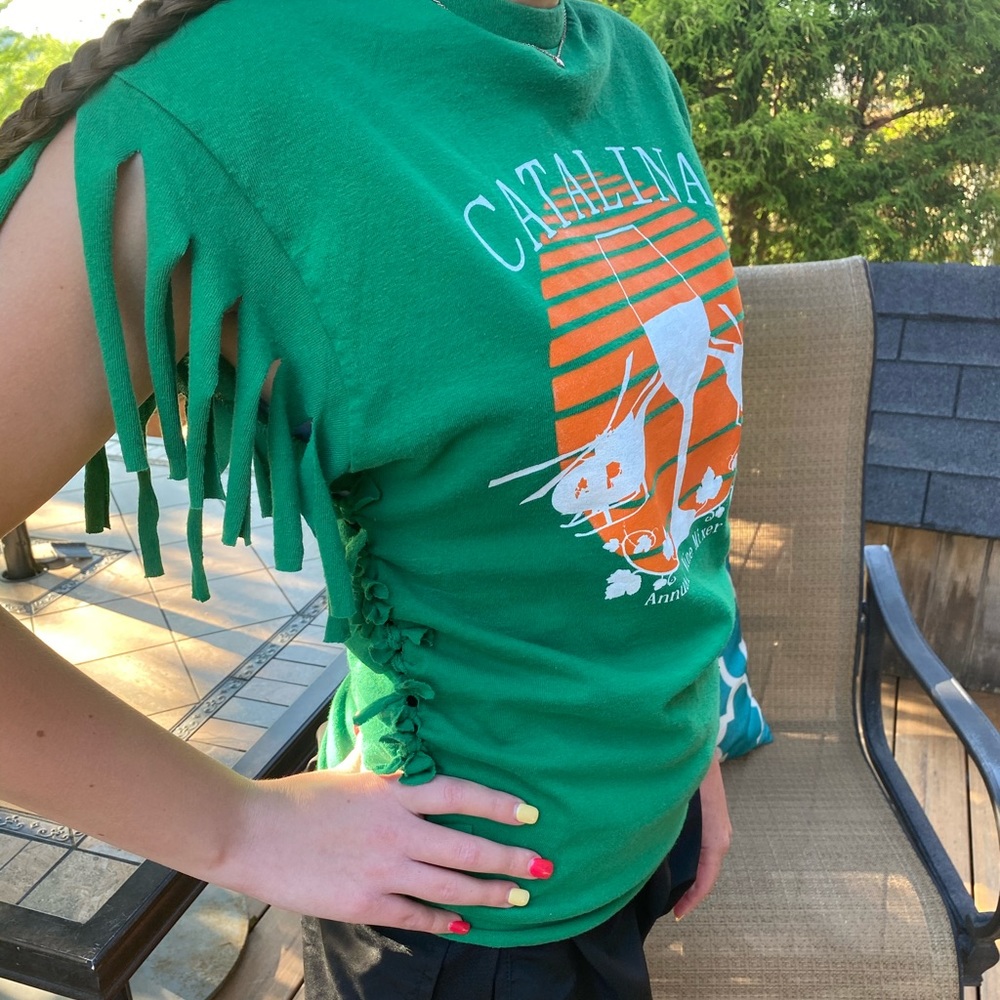 SOLD  Step Brothers’ themed Catalina Wine T - Picture 2 of 6
